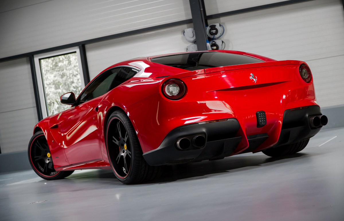 2015 Ferrari F12berlinetta photo
