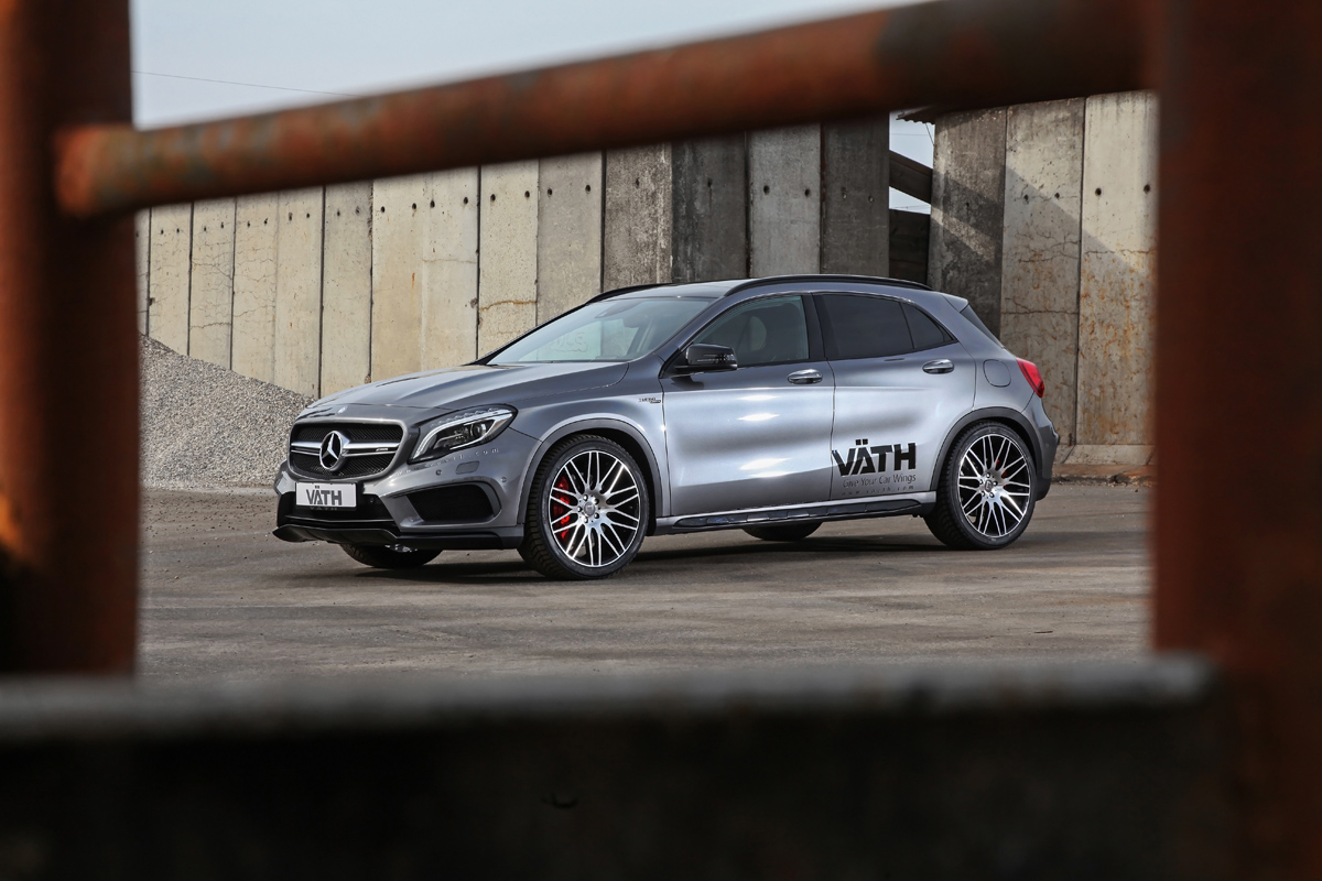 2016 Mercedes-Benz AMG GLA photo