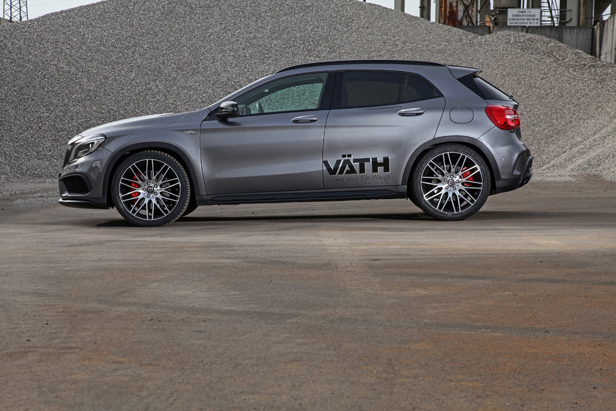 2016 Mercedes-Benz AMG GLA photo