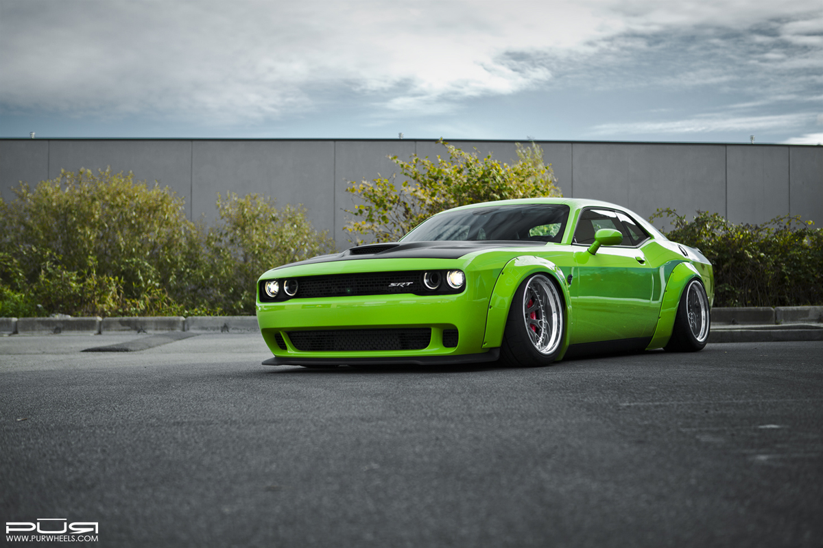 2015 Dodge Challenger photo