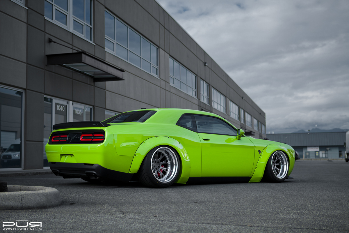 2015 Dodge Challenger photo