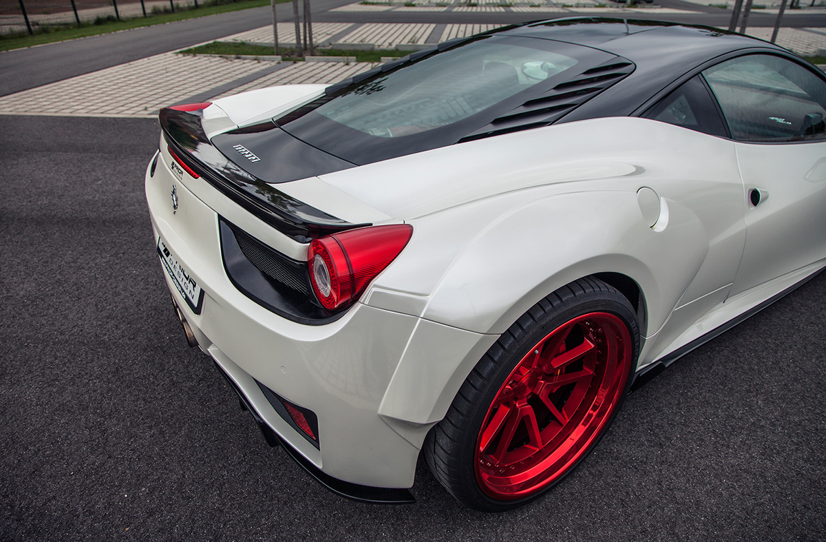 2015 Ferrari 458 Italia photo