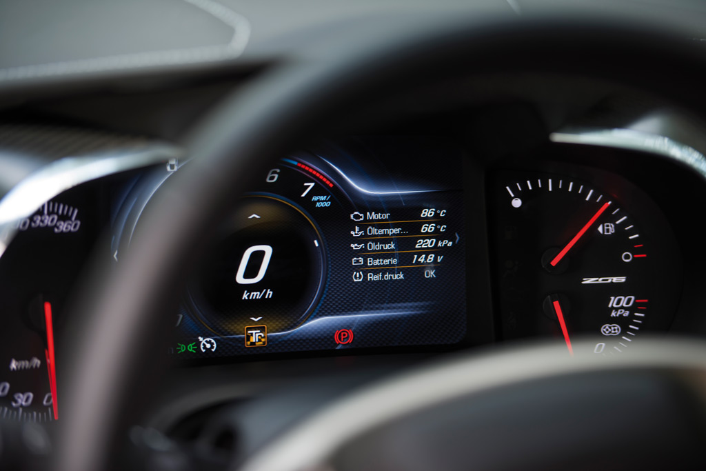 2016 Chevrolet Corvette photo