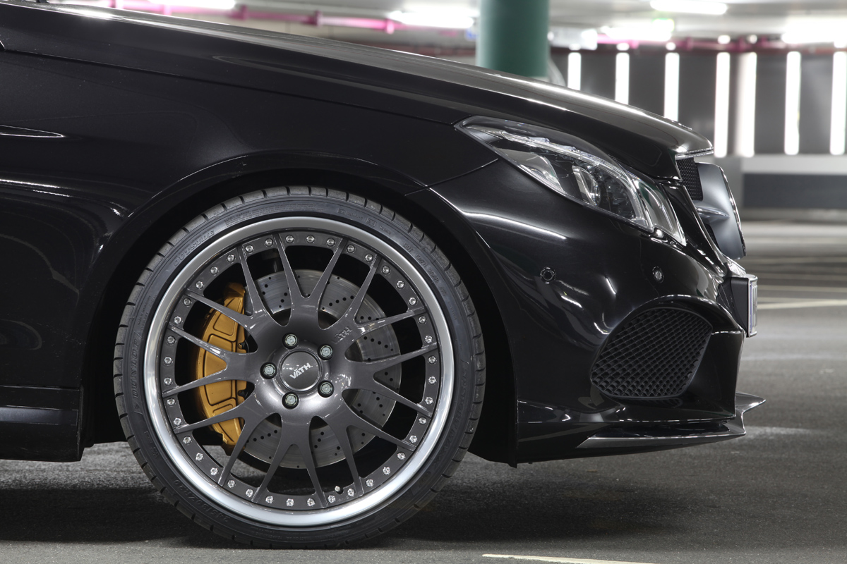 2016 Mercedes-Benz E-Class photo
