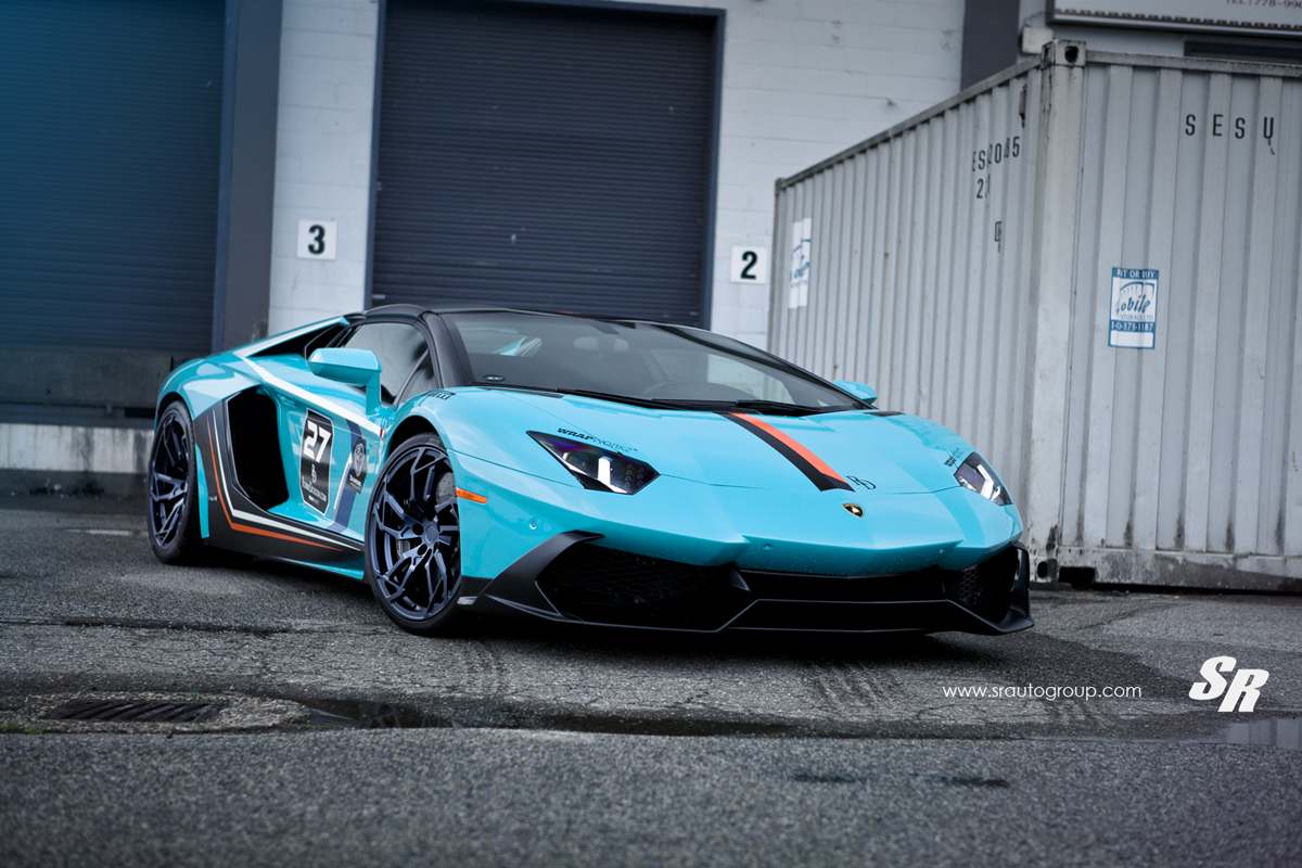2016 Lamborghini Aventador photo