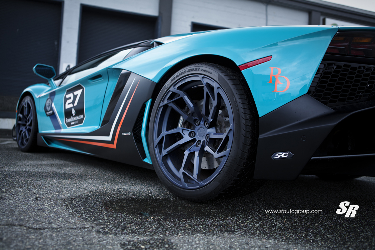 2016 Lamborghini Aventador photo