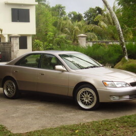 1999 Lexus ES 300