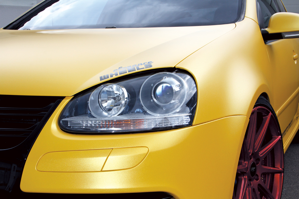 2008 Volkswagen  R32 photo