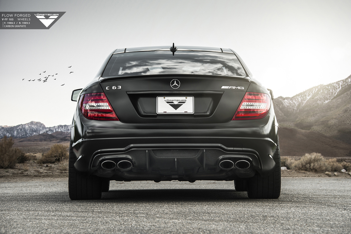 2017 Mercedes-Benz AMG C photo