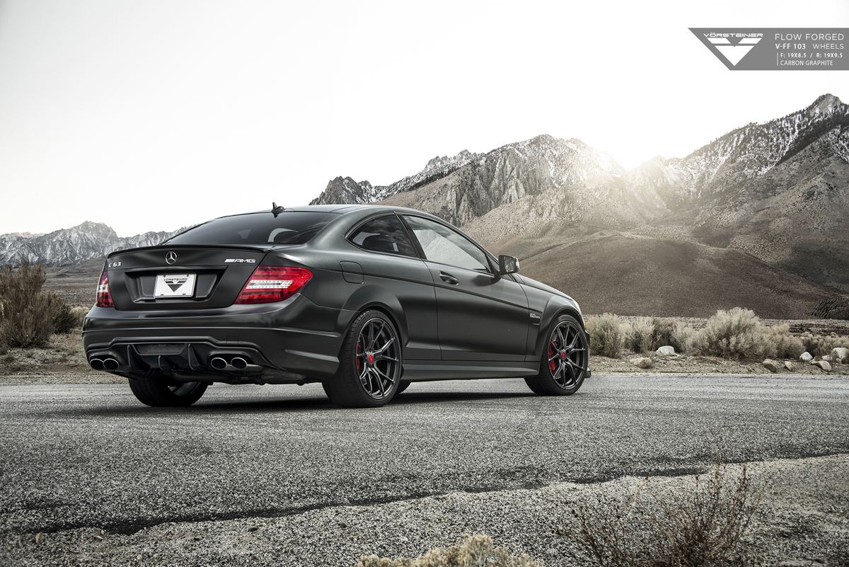 2017 Mercedes-Benz AMG C photo