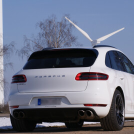2016 Porsche Macan