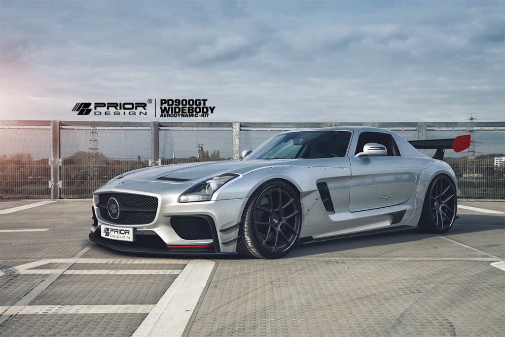 2015 Mercedes-Benz SLS AMG photo