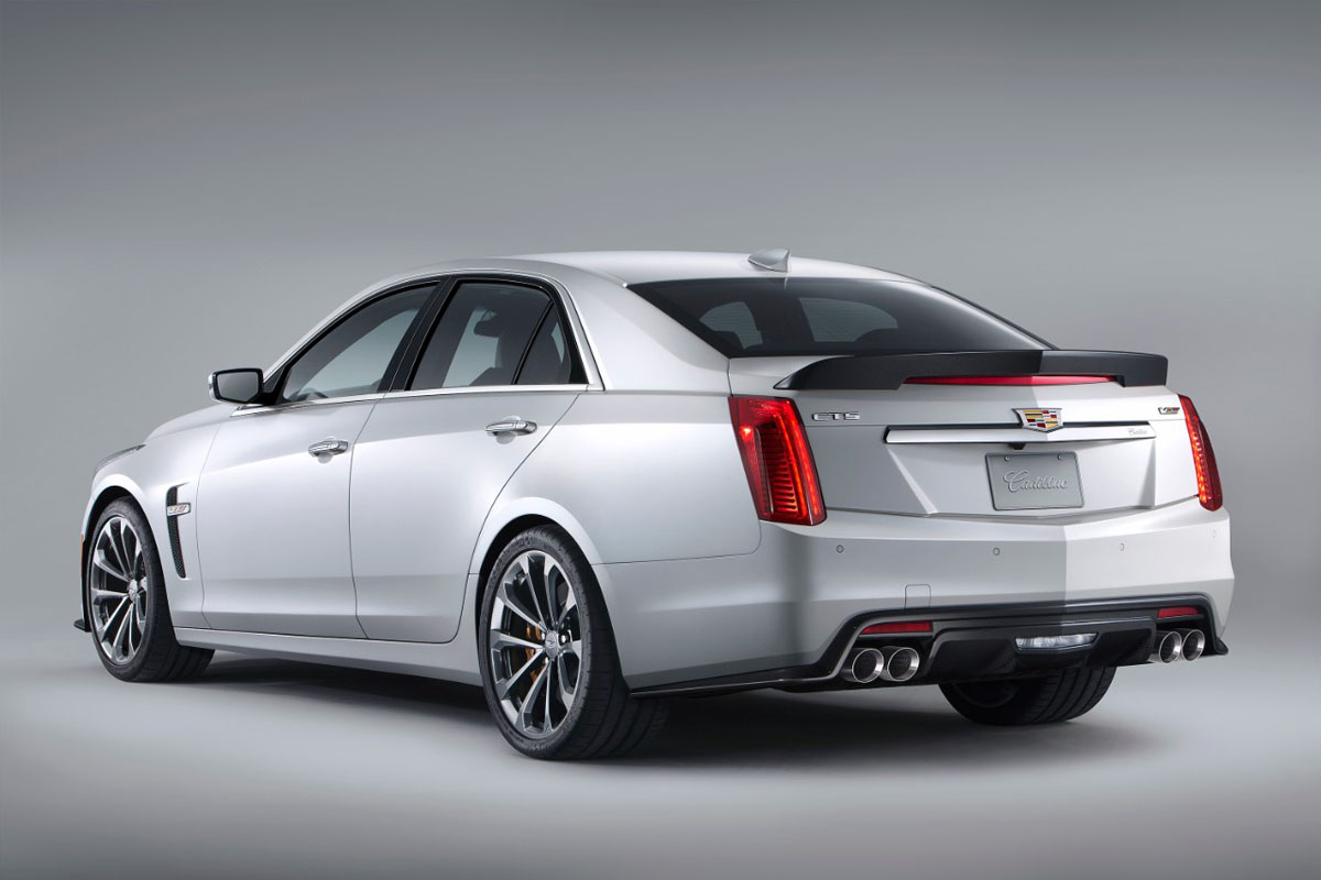 2016 Cadillac CTS-V photo