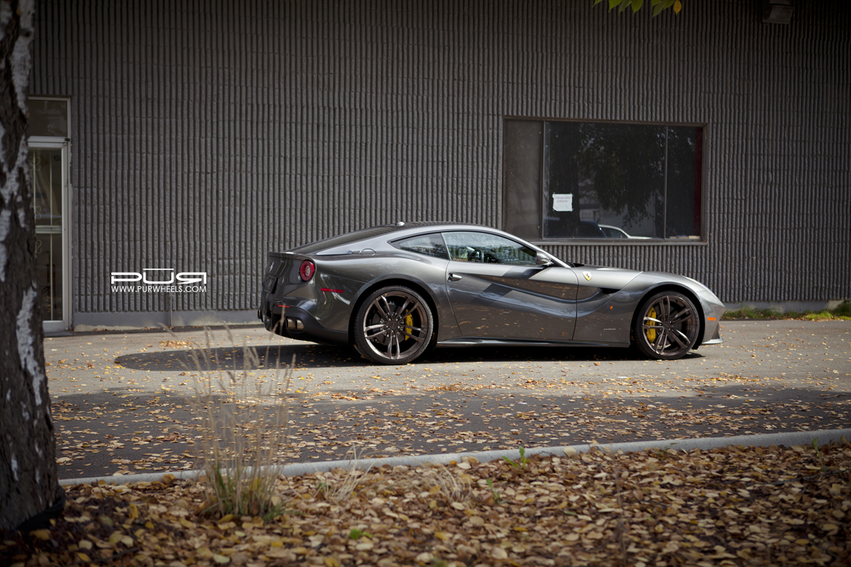 2015 Ferrari F12berlinetta photo