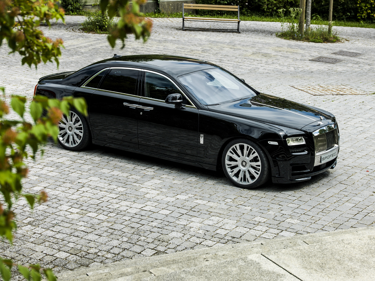 2015 Rolls-Royce Ghost photo