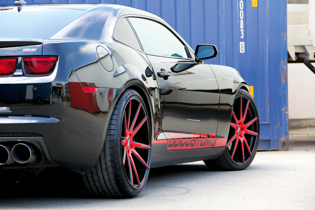 2015 Chevrolet Camaro photo