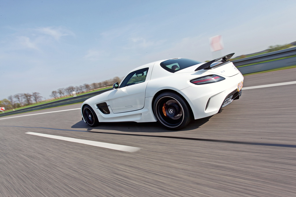 2014 Mercedes-Benz SLS AMG Black Series photo