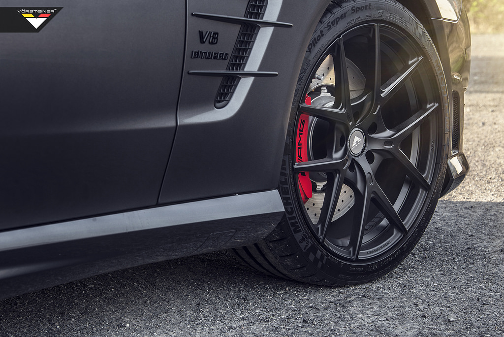 2016 Mercedes-Benz AMG SL photo
