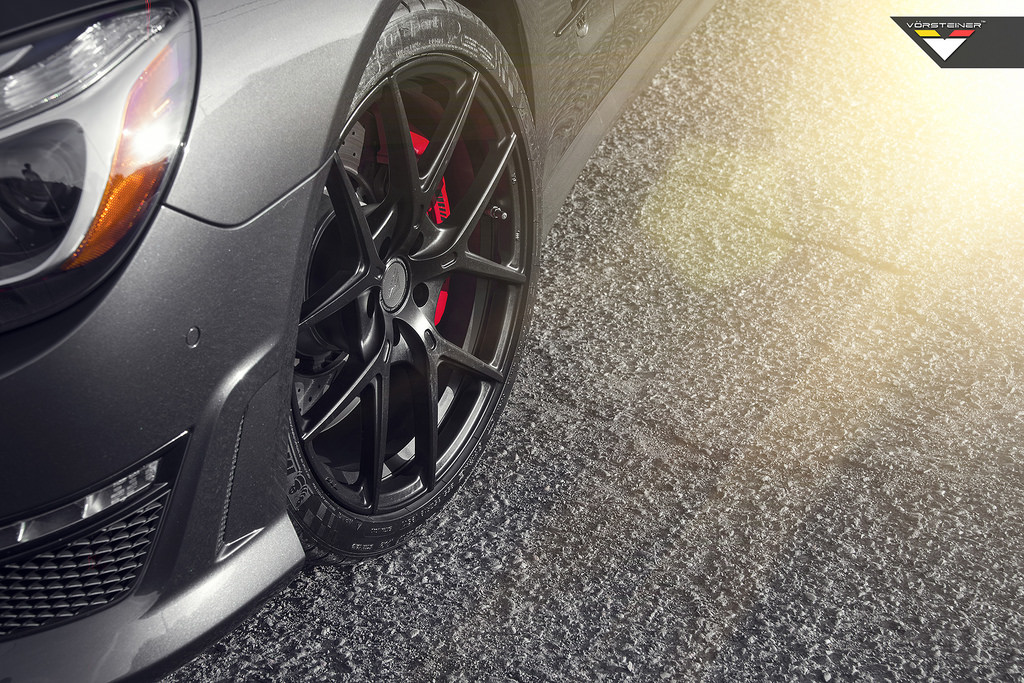 2016 Mercedes-Benz AMG SL photo