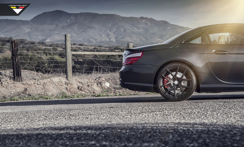 2016 Mercedes-Benz AMG SL photo