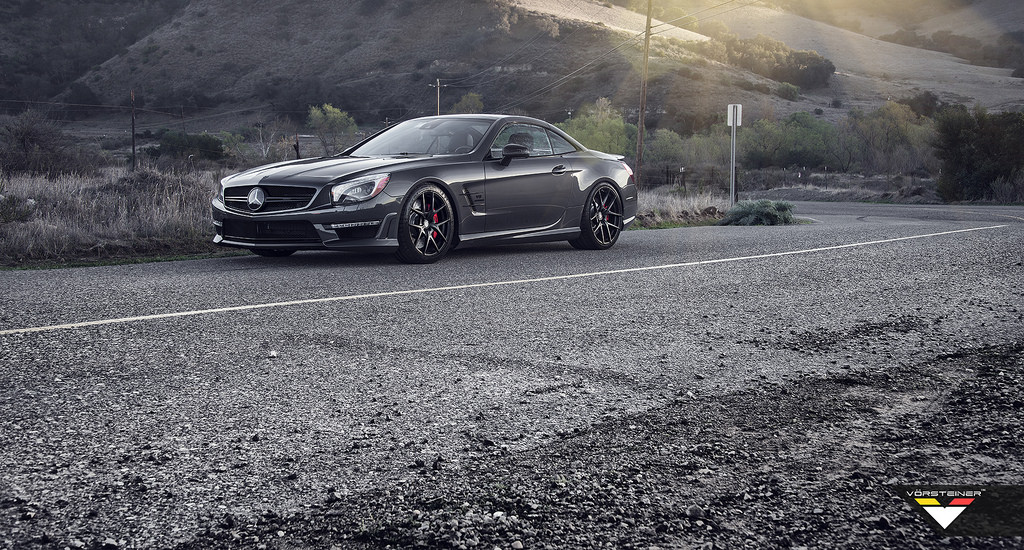 2016 Mercedes-Benz AMG SL photo