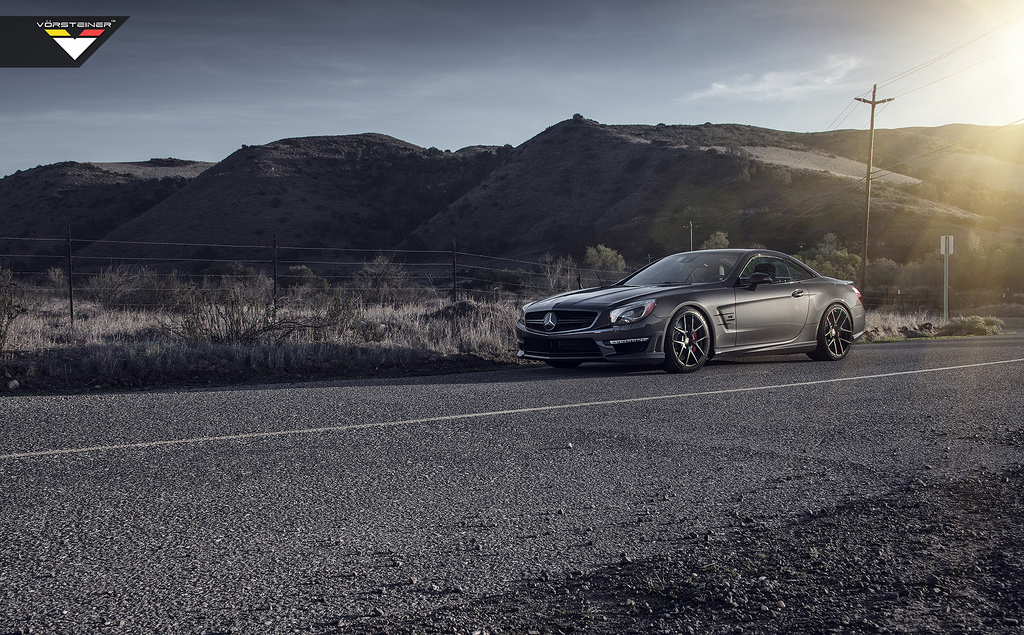 2016 Mercedes-Benz AMG SL photo