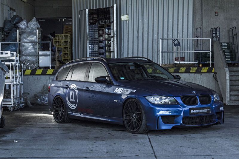 2010 BMW 335 photo