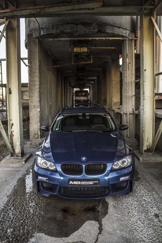2010 BMW 335 photo