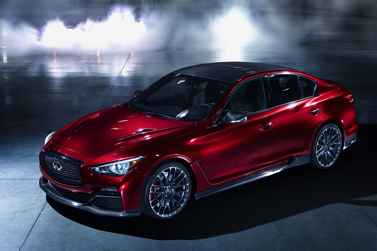2015 Infiniti Q50 photo