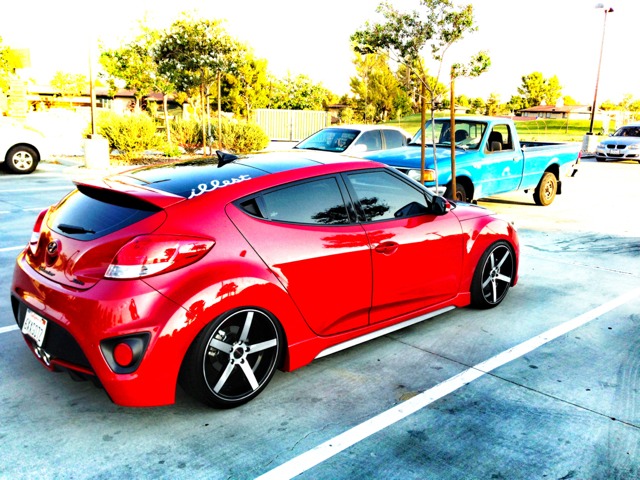 2013 Hyundai Veloster photo
