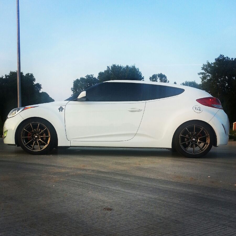 2013 Hyundai Veloster photo