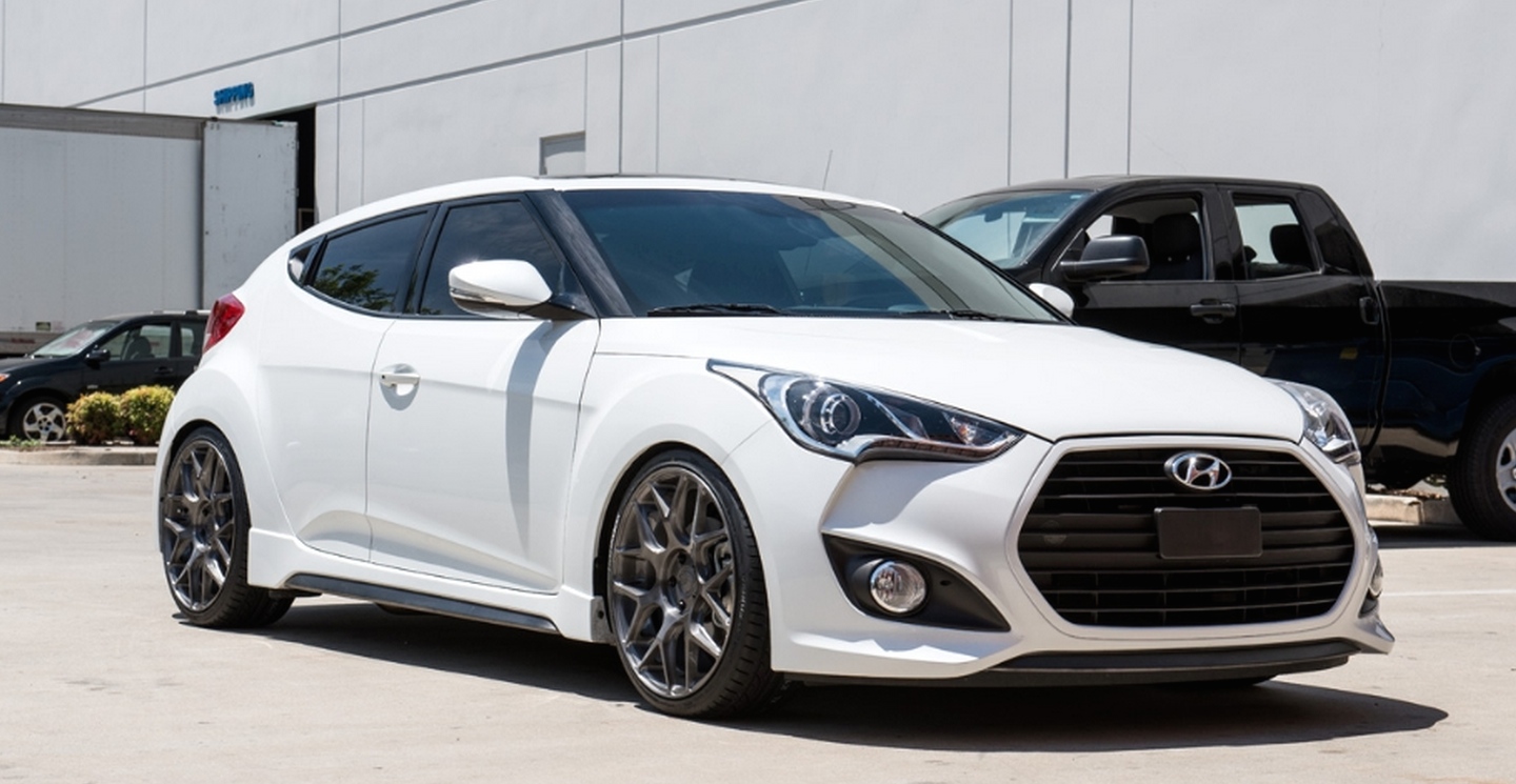 2013 Hyundai Veloster photo