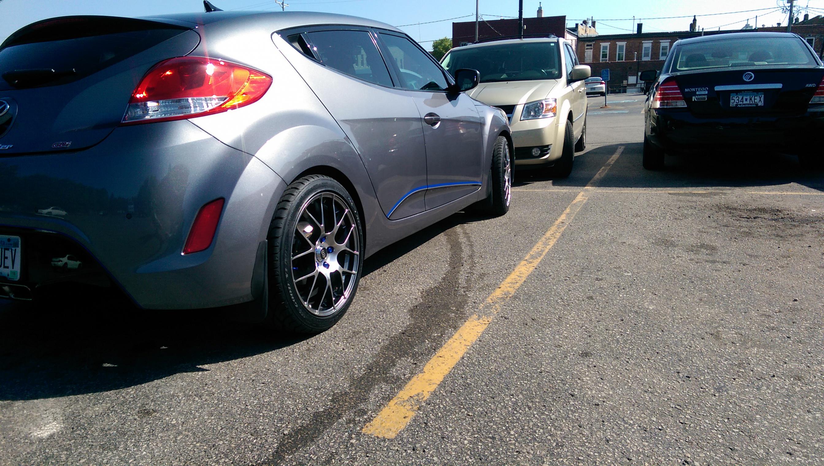2014 Hyundai Veloster photo