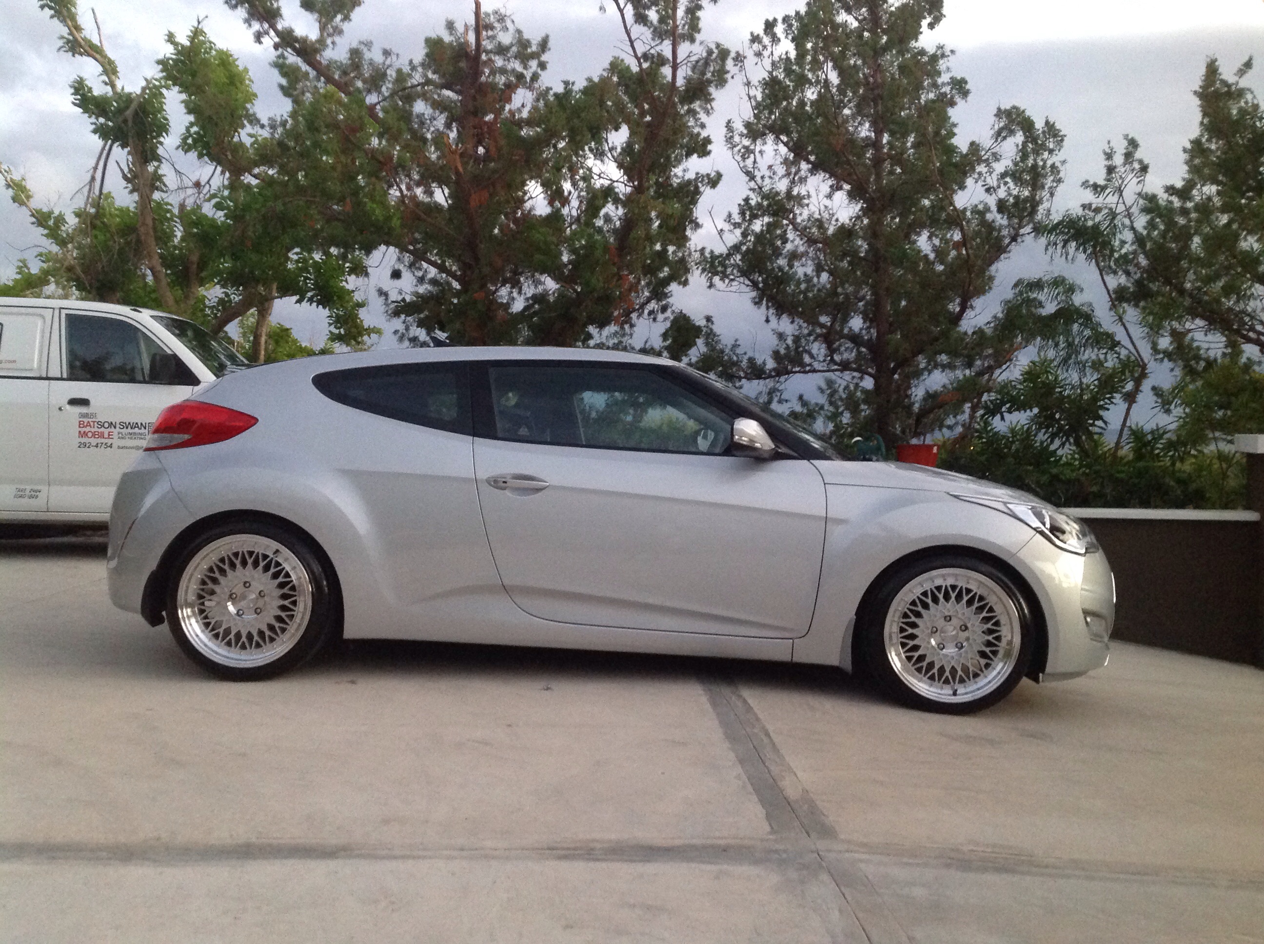 2013 Hyundai Veloster photo