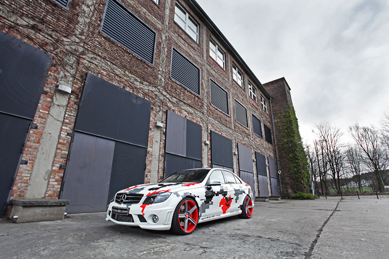 2017 Mercedes-Benz AMG C photo