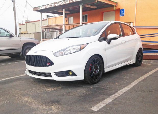 2014 Ford Fiesta photo