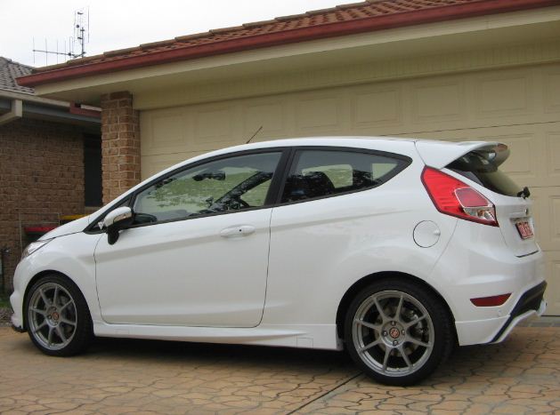 2014 Ford Fiesta photo