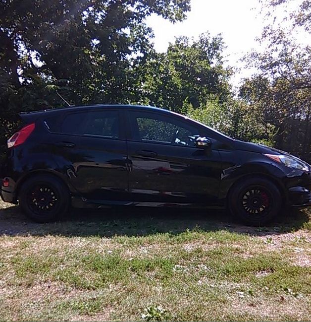 2016 Ford Fiesta photo
