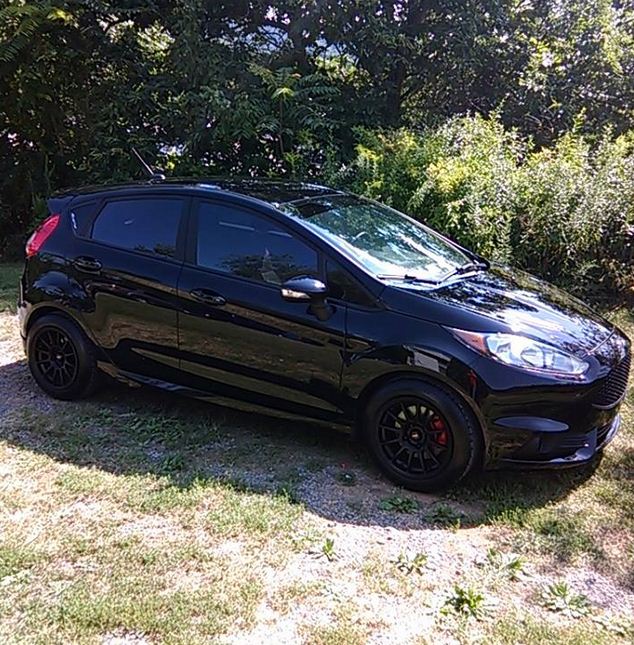 2016 Ford Fiesta photo