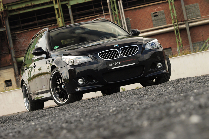 2009 BMW M5 photo