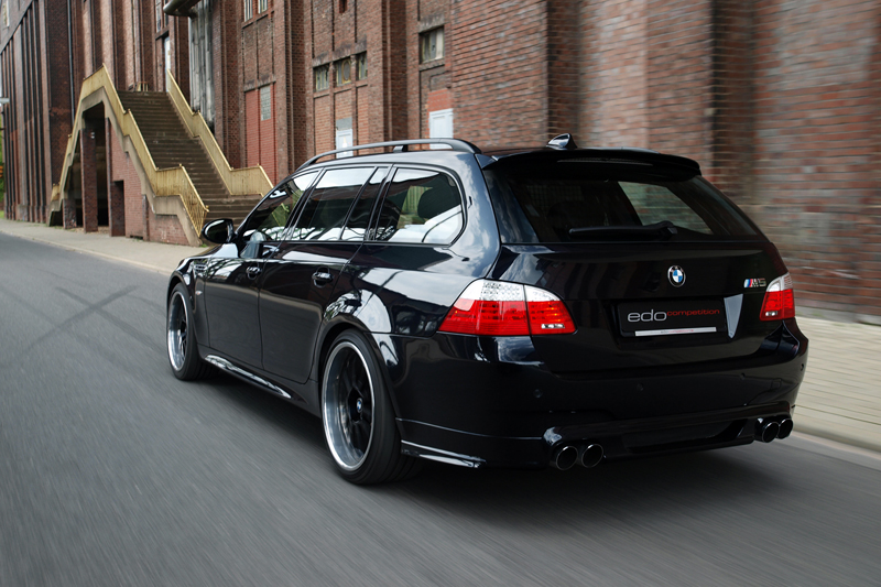2009 BMW M5 photo