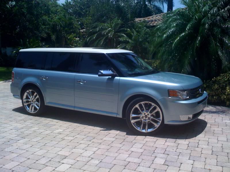 2009 Ford Flex photo