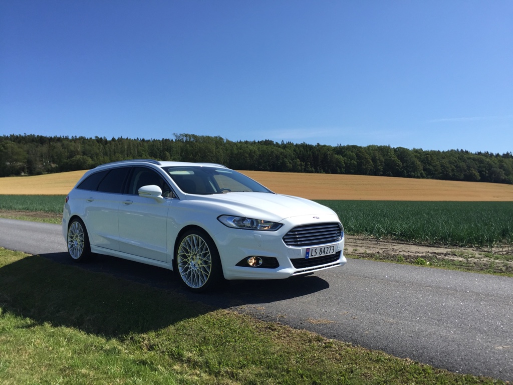 2015 Ford Fusion photo