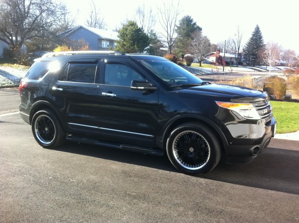 2013 Ford Explorer photo