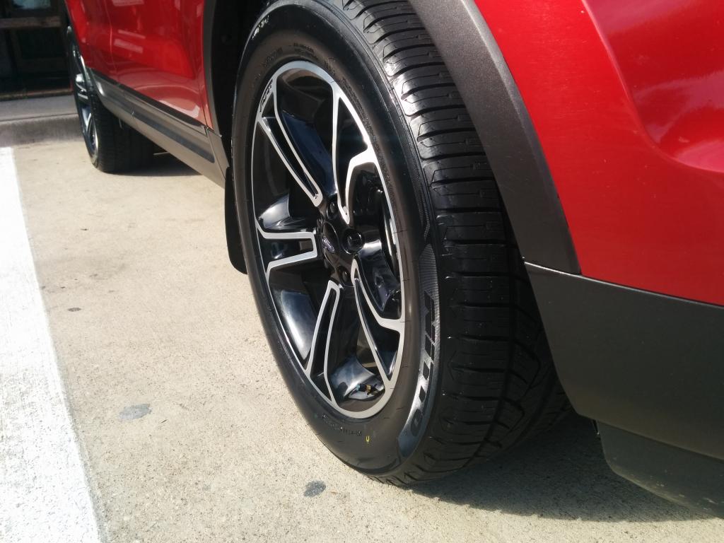 2014 Ford Explorer photo