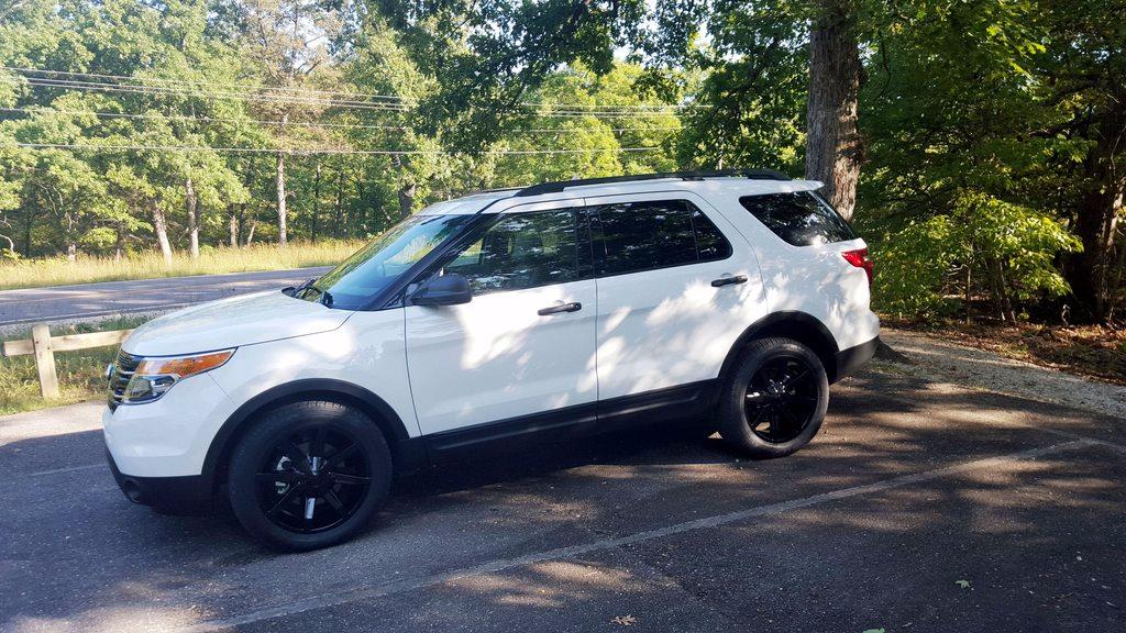 2013 Ford Explorer photo