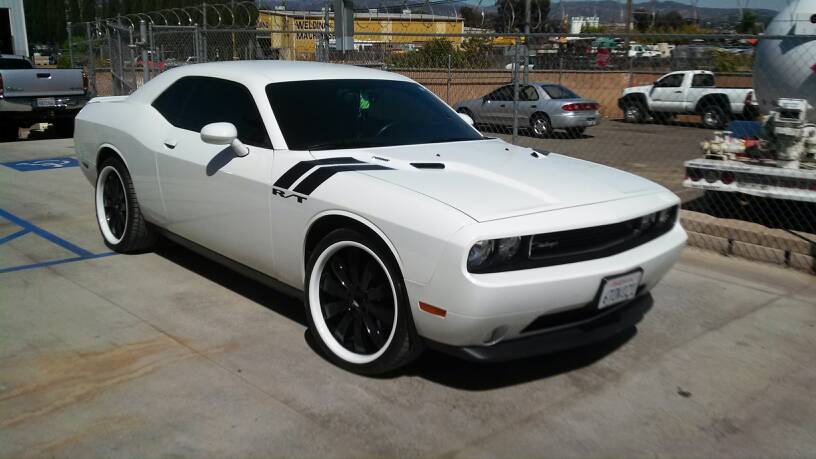 2011 Dodge Challenger photo