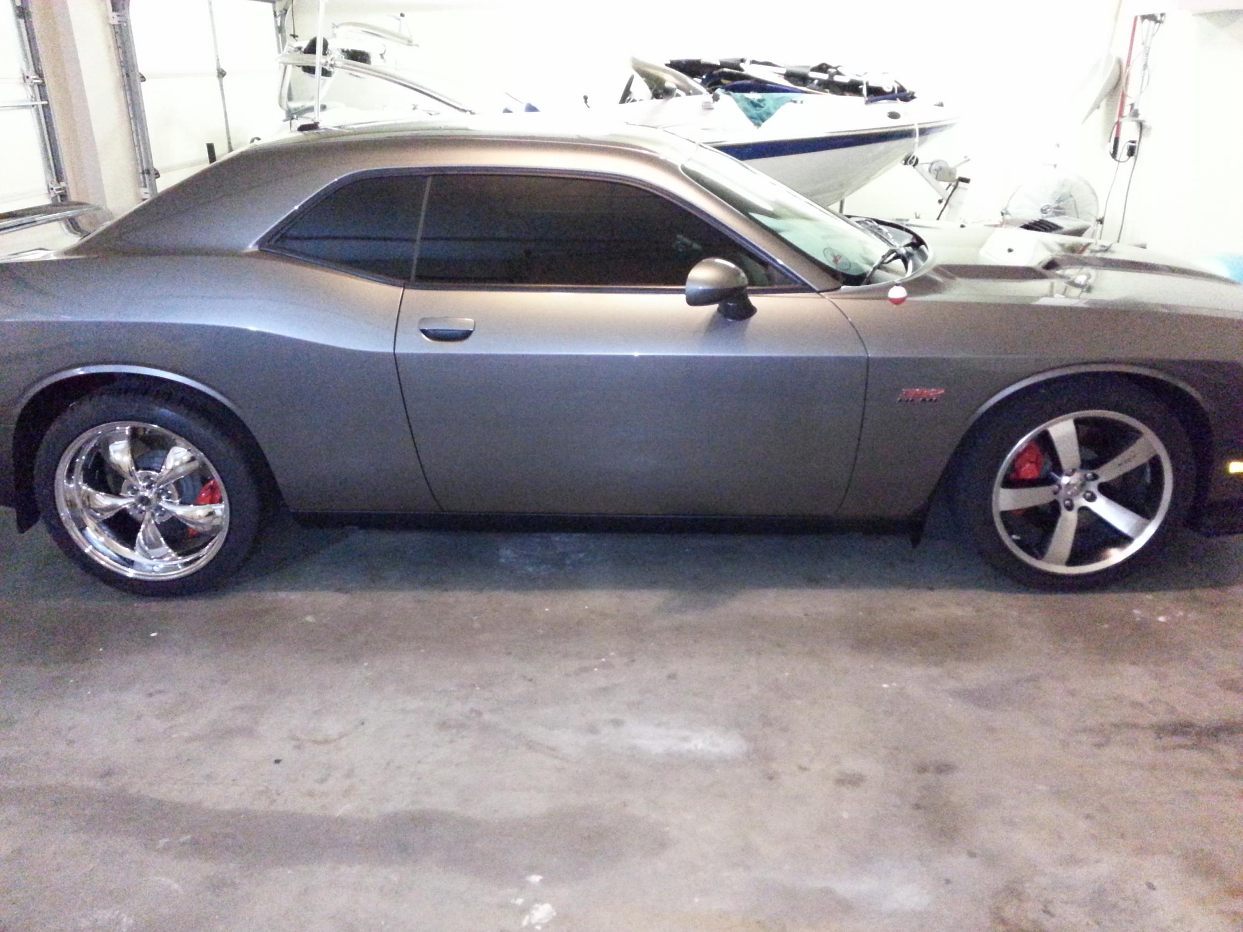 2012 Dodge Challenger photo
