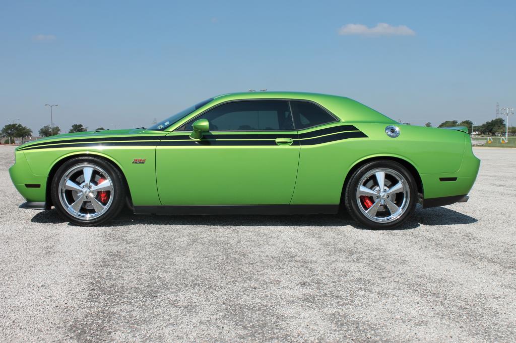 2012 Dodge Challenger photo