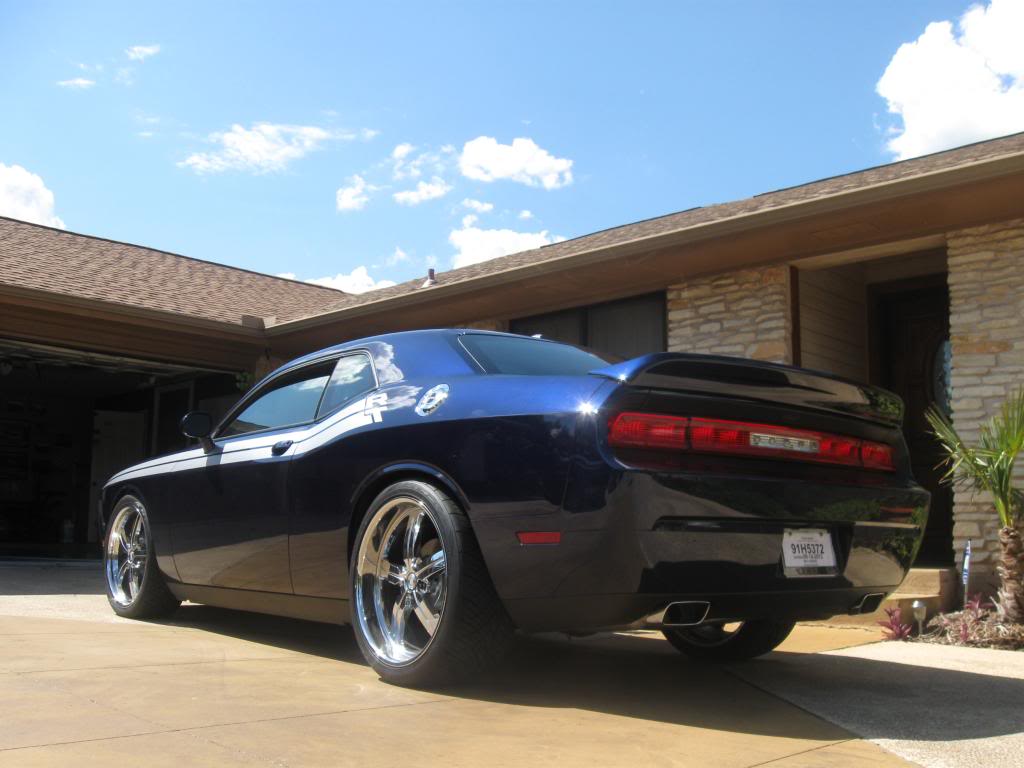 2012 Dodge Challenger photo